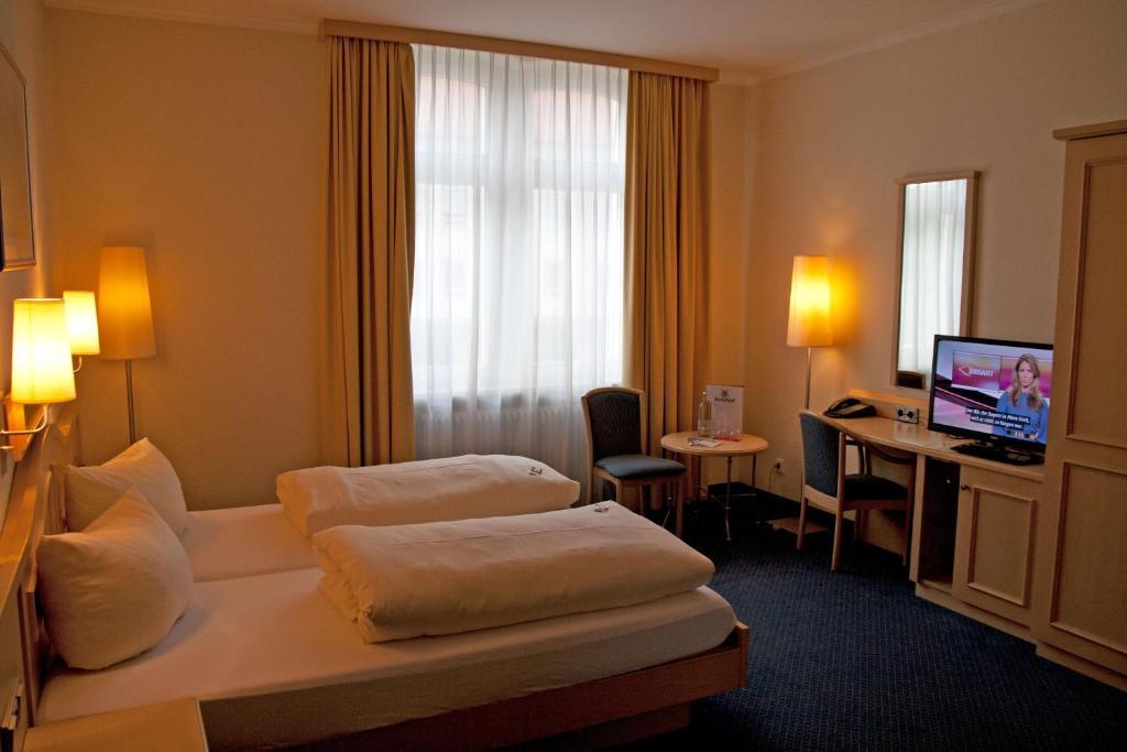 Bischofshof Braustuben Hotel Ratisbona Quarto foto